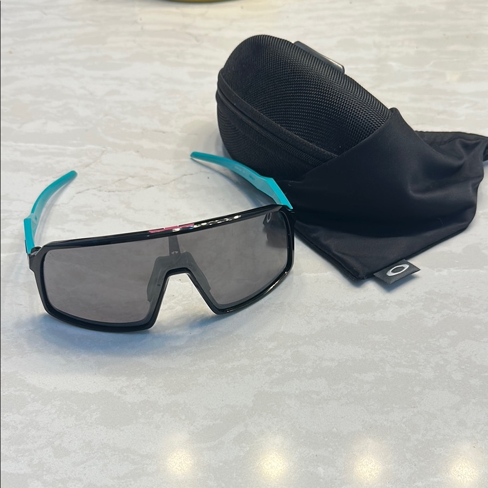 OAKLEY Sutro